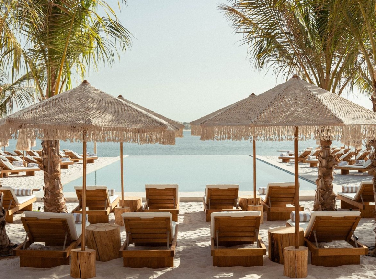 The St. Regis Dubai, The Palm — Classic Luxury Meets Bespoke Service on the Iconic Crescent