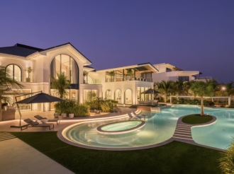 The Pinnacle of Palm Jumeirah: Dubai’s Ultra-Luxury Villas Redefine Grandeur