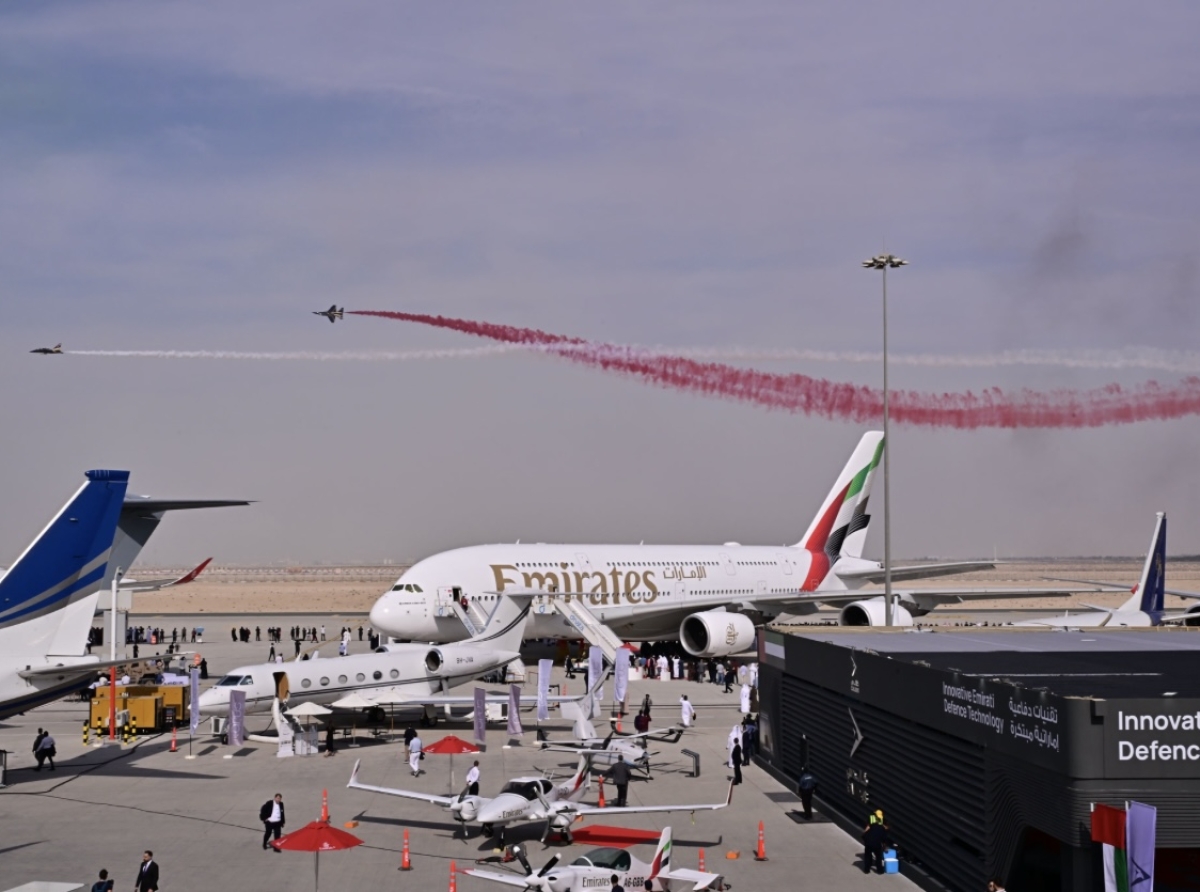 Emirates A350 Makes Flypast Debut at 2025 Dubai Airshow