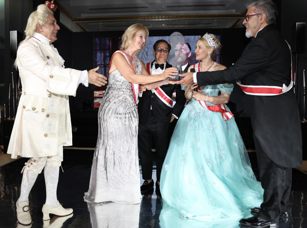 An Evening of Traditions: High-Society Honors for The Monegasque™ Magazine in Cannes